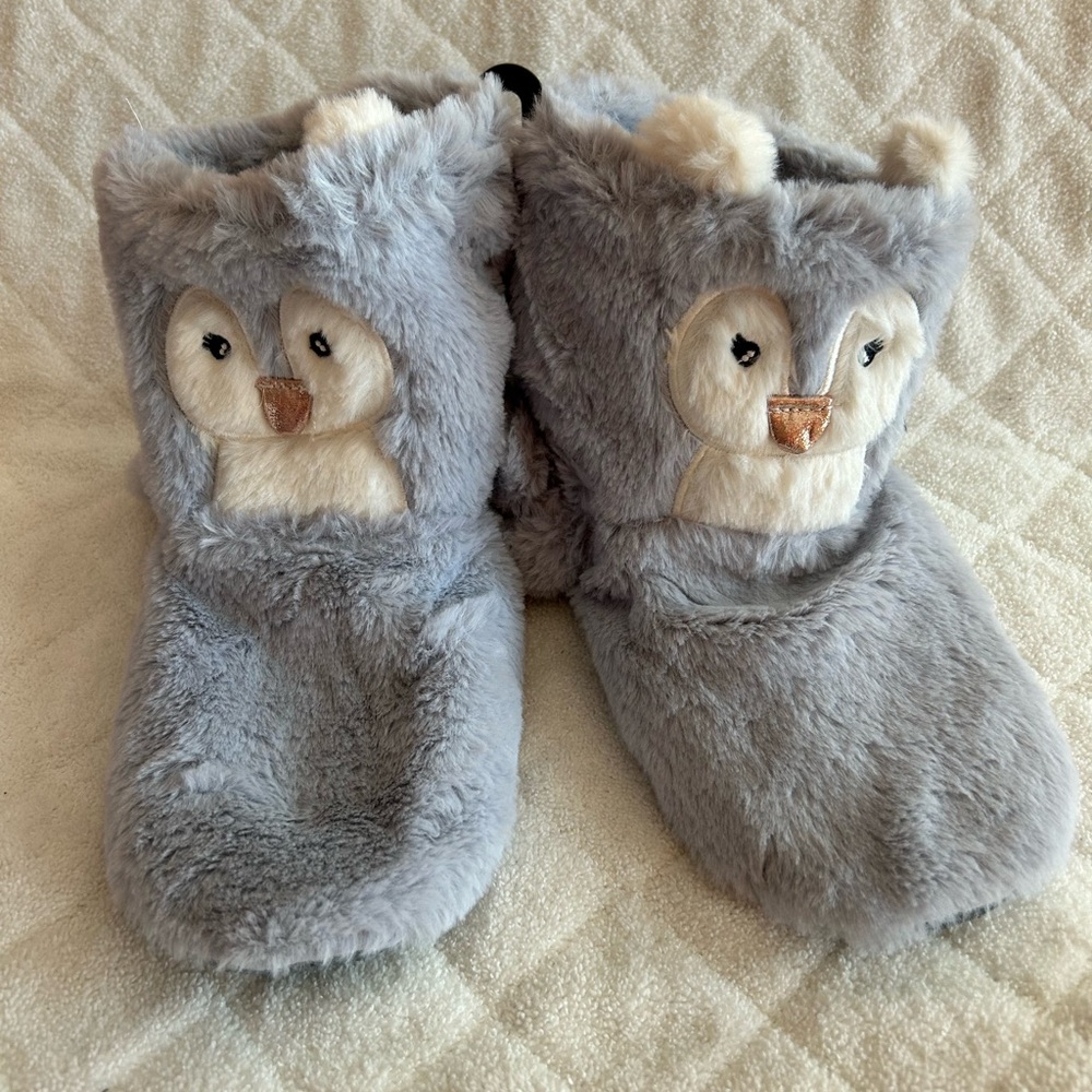 Holiday Penguin Slipper Bootie